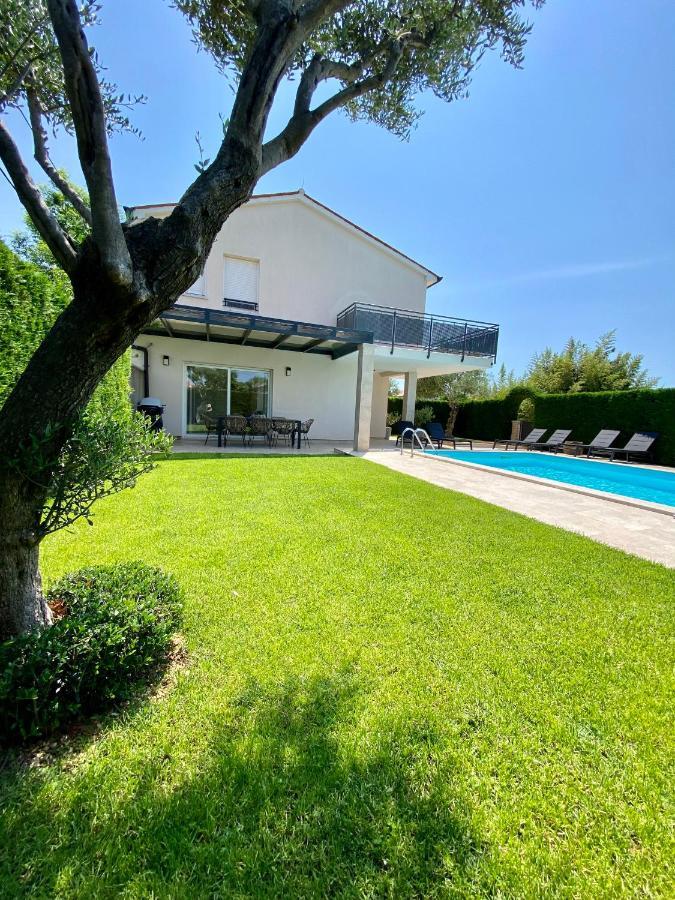 Villa Divina With Private Heated Pool Póla Kültér fotó