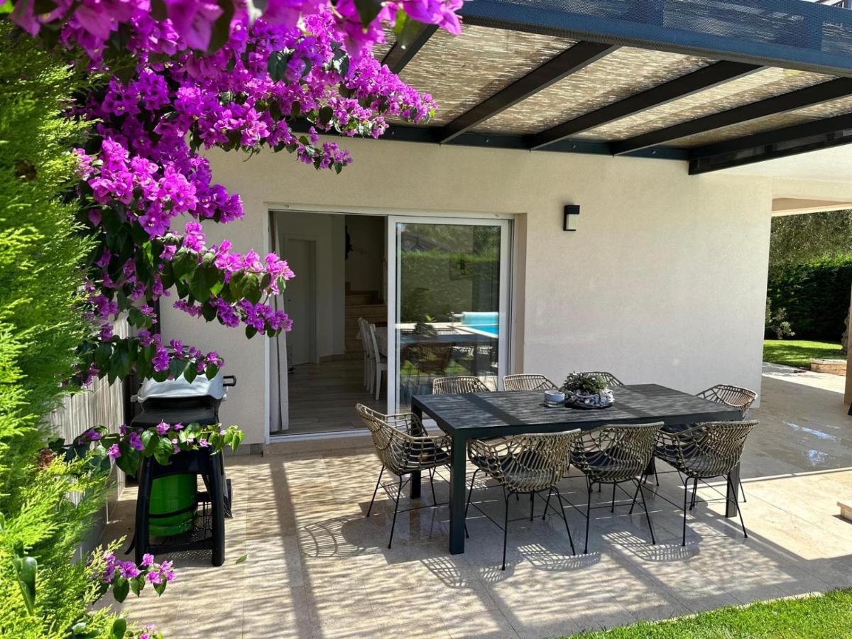 Villa Divina With Private Heated Pool Póla Kültér fotó